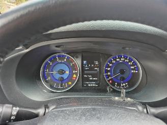 Toyota Hilux 2.4 D-4D -F DOUBLE CAB picture 16