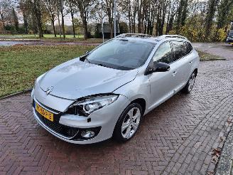 Vaurioauto  passenger cars Renault Mégane 1.5 DCI Bose 2012/10