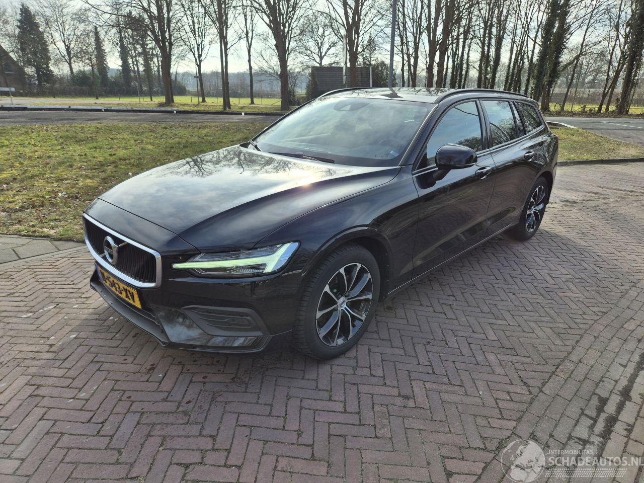 Volvo V-60 2.0 B3 Momentum SCHADEVRIJ!!