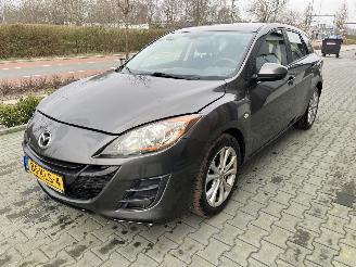 krockskadad bil auto Mazda 3 1.6 TS Plus 2010/1