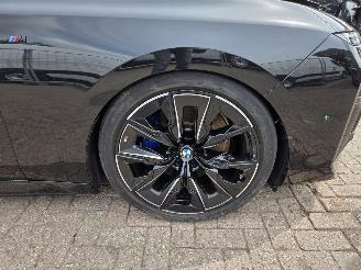 BMW 7-serie M760e picture 13