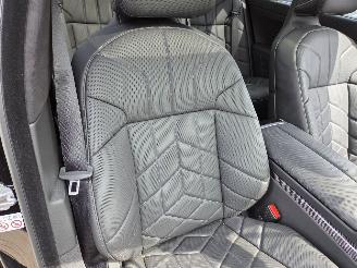 BMW 7-serie M760e picture 37