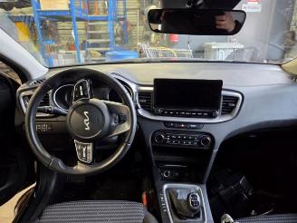 Kia Cee d Ceed Sportswagon (CDF), Combi 5-drs, 2018 1.0i T-GDi 12V picture 4