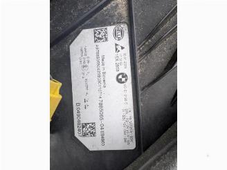 Vrakbiler auto BMW 3-serie 3 serie Touring (G21), Combi, 2019 330e 2.0 TwinPower Turbo 16V 2023/2