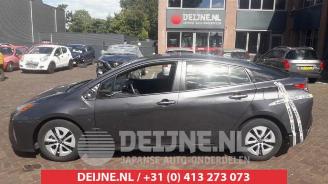 Toyota Prius Prius (ZVW5), Hatchback, 2015 / 2022 1.8 16V Hybrid picture 2