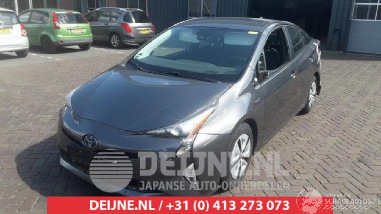 Toyota Prius Prius (ZVW5), Hatchback, 2015 / 2022 1.8 16V Hybrid
