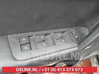 Chevrolet Captiva Captiva (C100), SUV, 2006 / 2011 3.2 V6 24V 4x4 picture 11