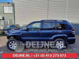 Toyota Landcruiser Land Cruiser (J12), Terreinwagen, 2002 / 2010 3.0 D-4D 16V picture 4