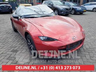 Uttjänta bilar auto Mazda MX-5 MX-5 (ND), Cabrio, 2015 1.5 Skyactiv G-131 16V 2015/8