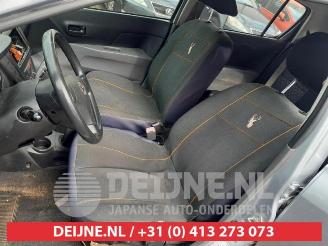 Daihatsu Cuore Cuore (L251/271/276), Hatchback, 2003 1.0 12V DVVT picture 13