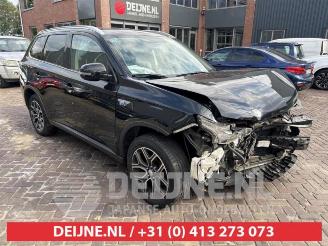 Uttjänta bilar auto Mitsubishi Outlander Outlander (GF/GG), SUV, 2012 / 2022 2.0 16V PHEV 4x4 2015/7
