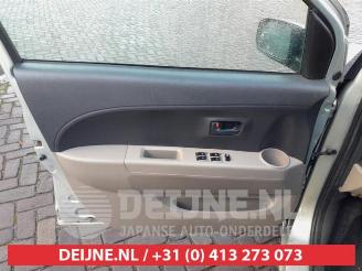 Daihatsu Sirion Sirion 2 (M3), Hatchback, 2005 1.3 16V DVVT picture 11