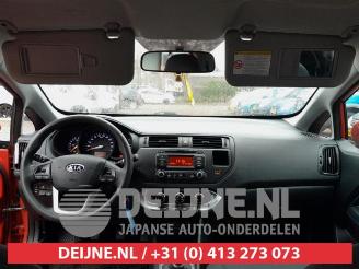 Kia Rio Rio III (UB), Hatchback, 2011 / 2017 1.2 CVVT 16V picture 17