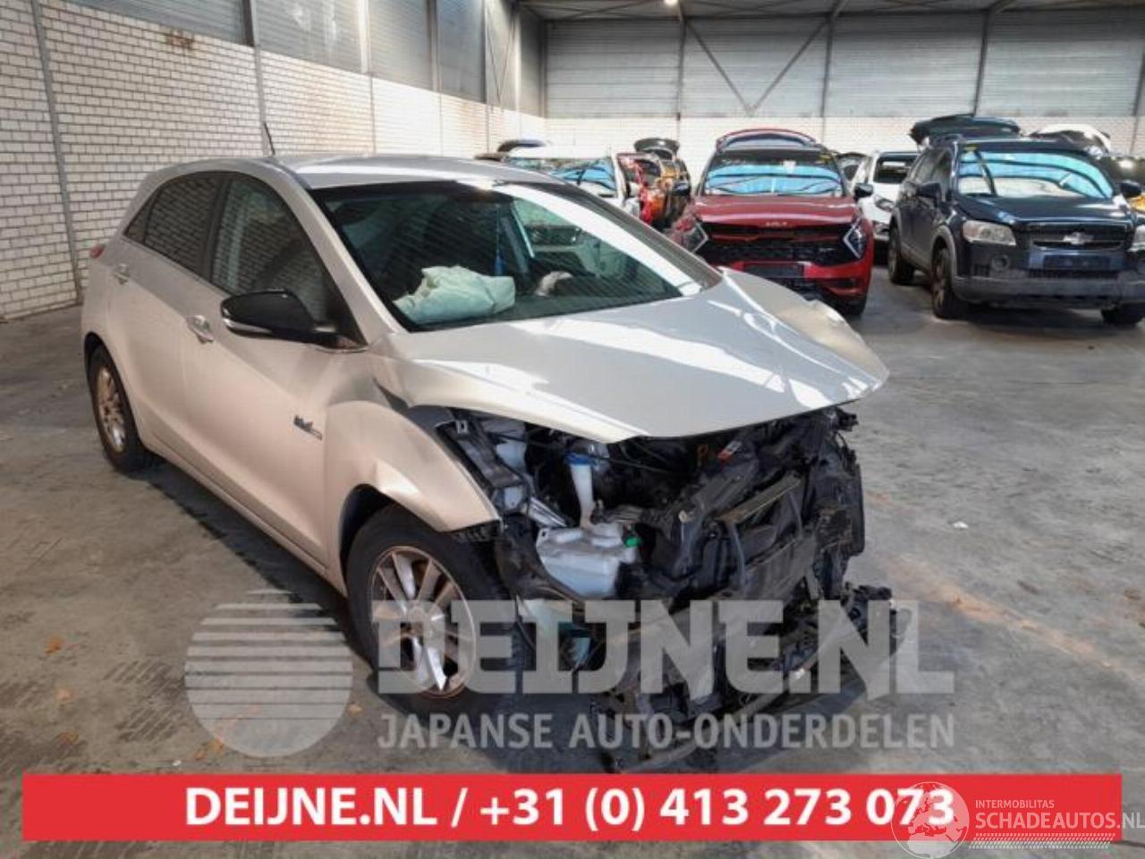 Hyundai I-30 i30 (GDHB5), Hatchback, 2011 1.6 GDI Blue 16V