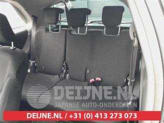 Toyota Yaris Yaris II (P9), Hatchback, 2005 / 2014 1.8 16V VVT-i TS picture 13