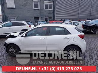 Kia Rio Rio IV (YB), Hatchback, 2017 1.0i T-GDi 100 12V picture 4