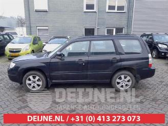 Subaru Forester Forester (SG), SUV, 2002 / 2008 2.0 16V X picture 4