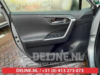 Toyota Rav-4 RAV4 (A5), Terreinwagen, 2018 2.5 Hybrid 16V AWD picture 18