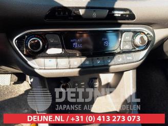 Hyundai I-30 i30 (PDEB5/PDEBB/PDEBD/PDEBE), Hatchback, 2016 1.0 T-GDI 12V picture 21