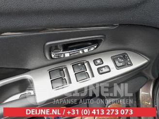 Mitsubishi ASX ASX, SUV, 2010 / 2023 2.0 MIVEC 16V picture 12