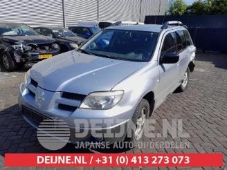 Mitsubishi Outlander Outlander (CU), SUV, 2001 / 2007 2.0 16V 4x2 picture 3