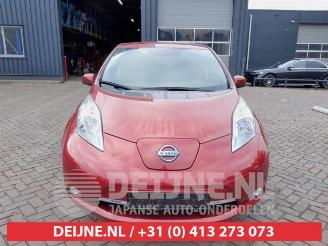 Nissan Leaf Leaf (ZE0), Hatchback, 2010 / 2017 Leaf picture 2