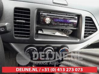 Kia Picanto Picanto (TA), Hatchback, 2011 / 2017 1.0 12V picture 16