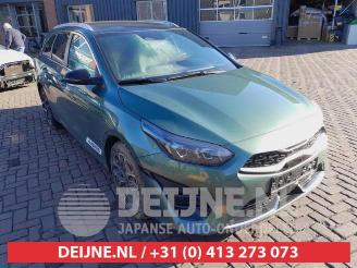Vrakbiler auto Kia Cee d Ceed Sportswagon (CDF), Combi 5-drs, 2018 1.5 T-GDI 16V 2024/6