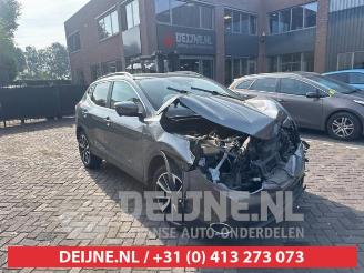 demontáž osobní automobily Nissan Qashqai Qashqai (J11), SUV, 2013 1.2 DIG-T 16V 2015/6