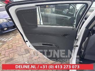 Chevrolet Spark Spark (M300), Hatchback, 2010 1.0 16V picture 18