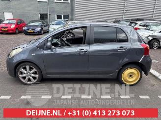 Toyota Yaris Yaris II (P9), Hatchback, 2005 / 2014 1.8 16V VVT-i TS picture 4