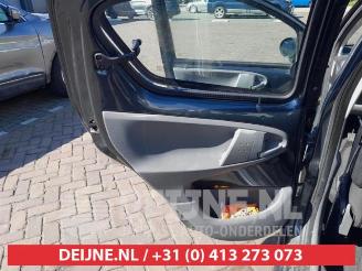 Toyota Aygo Aygo (B10), Hatchback, 2005 / 2014 1.0 12V VVT-i picture 11