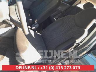 Toyota Aygo Aygo (B10), Hatchback, 2005 / 2014 1.0 12V VVT-i picture 14