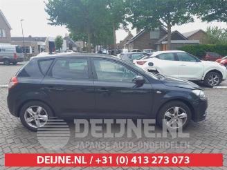 Kia Cee d Cee'd (EDB5), Hatchback 5-drs, 2006 / 2012 1.4 CVVT 16V picture 8