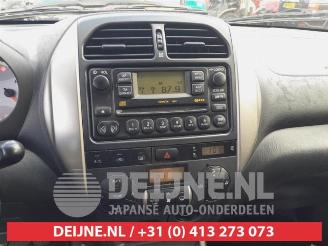 Toyota Rav-4 RAV4 (A2), Terreinwagen, 2000 / 2005 2.0 16V VVT-i 4x4 picture 18