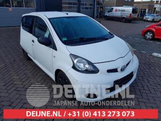 demontáž osobní automobily Toyota Aygo Aygo (B10), Hatchback, 2005 / 2014 1.0 12V VVT-i 2011/4