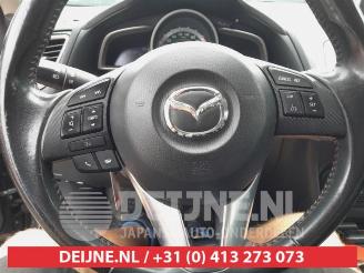 Mazda 3 3 (BM/BN), Sedan, 2013 / 2019 2.2 SkyActiv-D 150 16V picture 12