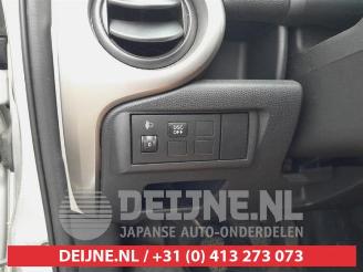 Mazda 2 2 (DE), Hatchback, 2007 / 2015 1.3 16V S-VT picture 12