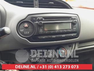 Toyota Yaris Yaris III (P13), Hatchback, 2010 / 2020 1.0 12V VVT-i picture 19