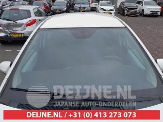 Toyota Yaris Yaris III (P13), Hatchback, 2010 / 2020 1.5 16V Hybrid picture 9