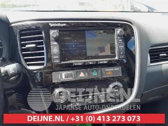 Mitsubishi Outlander Outlander (GF/GG), SUV, 2012 / 2022 2.0 16V PHEV 4x4 picture 21