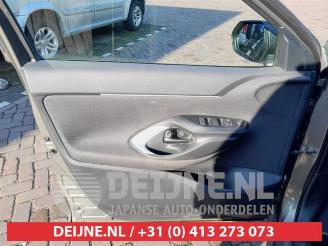 Toyota Yaris Cross Yaris Cross (PB1/PJ1), SUV, 2020 1.5 12V Hybrid 115 picture 13