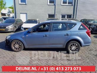 Kia Cee d Cee'd Sporty Wagon (EDF), Combi, 2007 / 2012 1.6 CVVT 16V picture 4