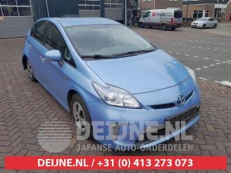 Auto da rottamare Toyota Prius Prius (ZVW3), Hatchback, 2009 / 2016 1.8 16V Plug-in 2013/1