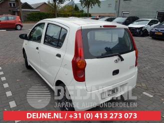 Daihatsu Cuore Cuore (L251/271/276), Hatchback, 2003 1.0 12V DVVT picture 5