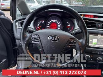 Kia Cee d Cee'd Sportswagon (JDC5), Combi, 2012 / 2018 1.6 CRDi 16V VGT picture 15