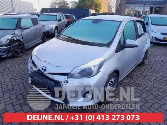 Toyota Yaris Yaris III (P13), Hatchback, 2010 / 2020 1.5 16V Hybrid picture 3