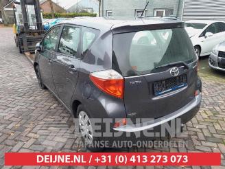 Toyota Verso S Verso S, MPV, 2010 / 2016 1.33 16V Dual VVT-I picture 5
