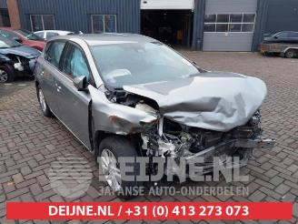 Vrakbiler auto Toyota Auris  2017/7
