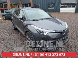  Toyota C-HR C-HR (X1,X5), SUV, 2016 1.8 16V Hybrid 2017/8